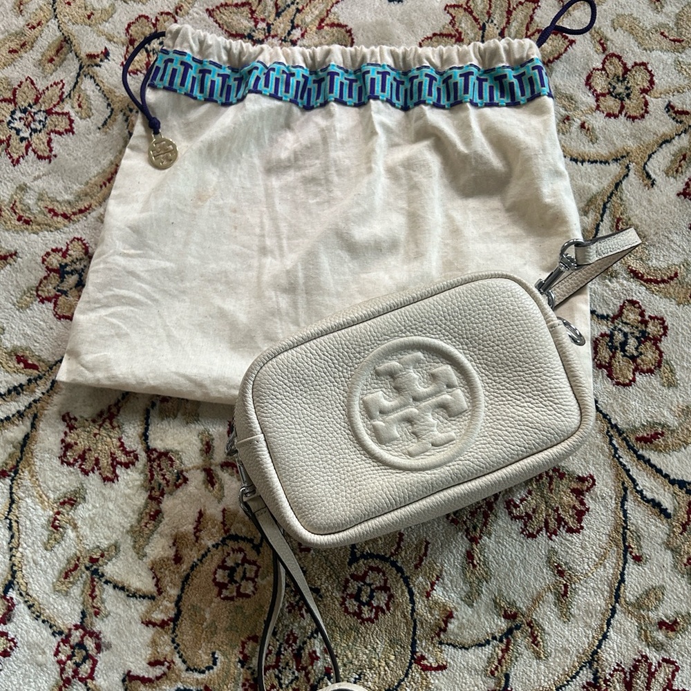 Tory Burch Perry Bombe Mini Crossbody Bag
